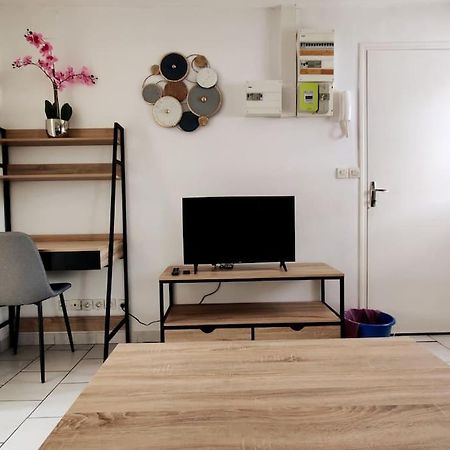 Appartement Style Industriel Au Centre De دويه المظهر الخارجي الصورة