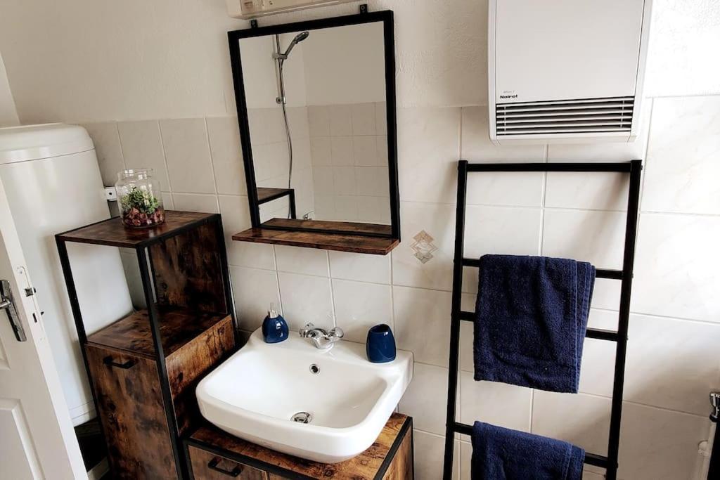 Appartement Style Industriel Au Centre De دويه المظهر الخارجي الصورة